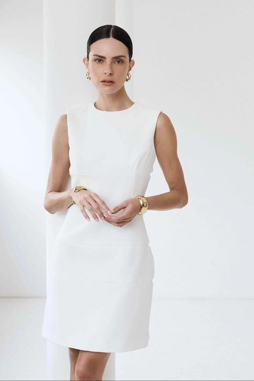 VESTIDO CURTO COM RECORTES HELENA